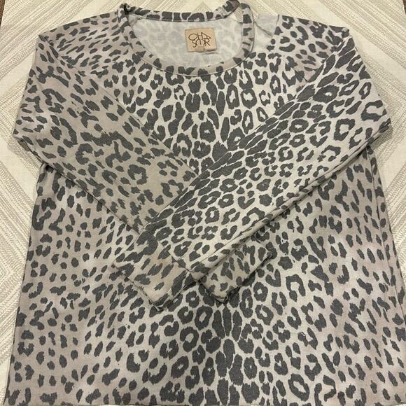 Chaser Women’s Animal Print Open Shoulder Sweatshirt - Picture 1 of 6
